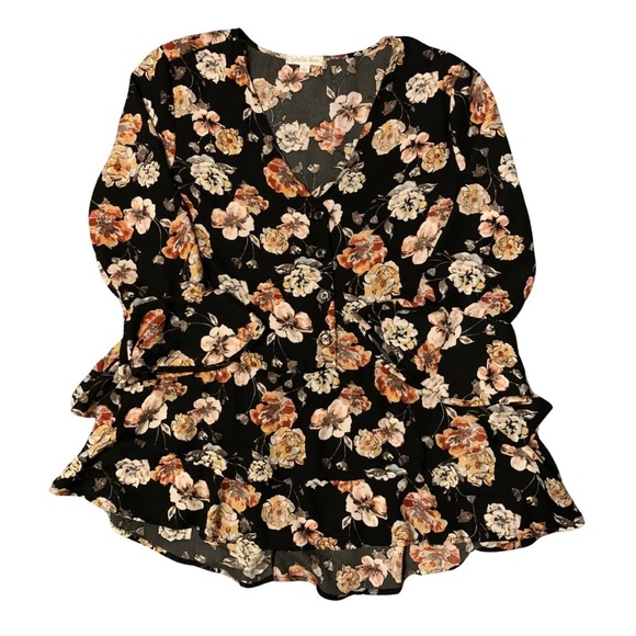 Ophelia Roe Sz Lg black button down floral top with bell/ruffled sleeves &  hem - Picture 3 of 9